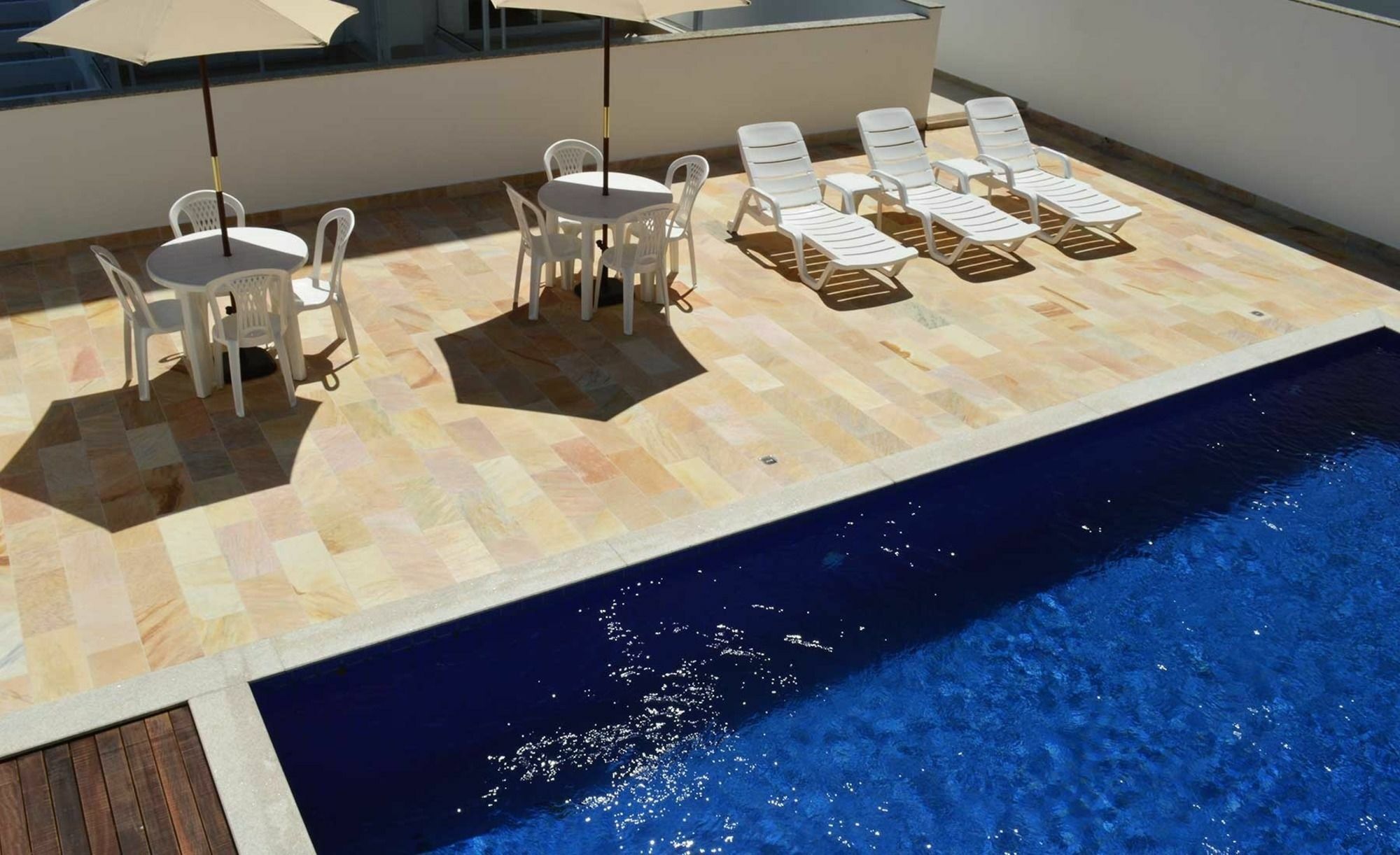Riviera Inn 3*